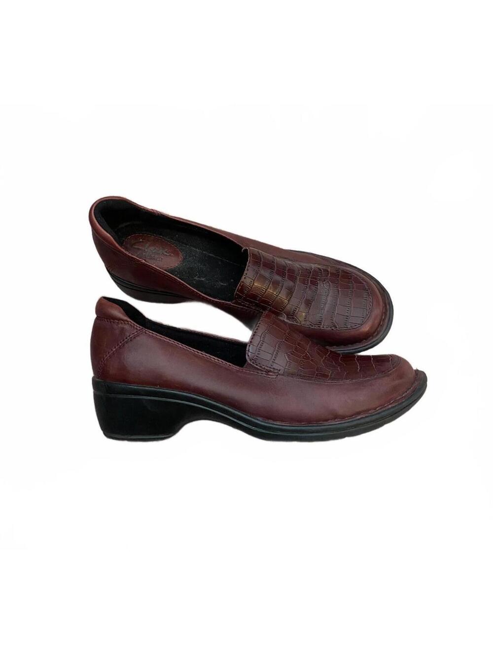 Clarks Artisan Azlyn Wish Burgundy Croc Leather Loafers - 7.5M